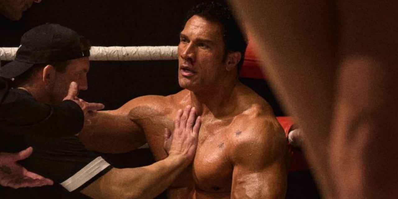 Dwayne Johnson è il wrestler Mark Kerr nella prima immagine di The Smashing Machine