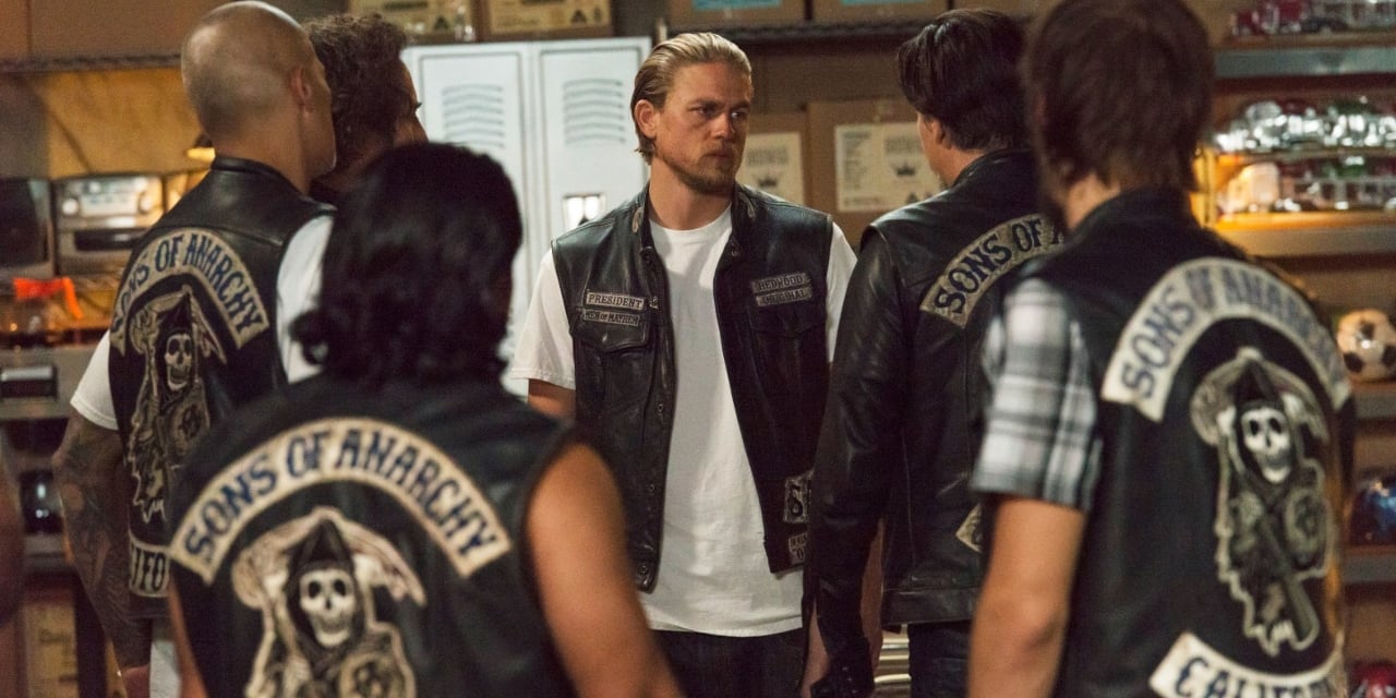 15 anni di Sons of Anarchy, la serie tv con protagonista Charlie Hunnam