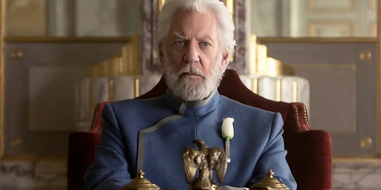 Donald Sutherland è morto: addio alla star di MASH, Klute e Hunger Games