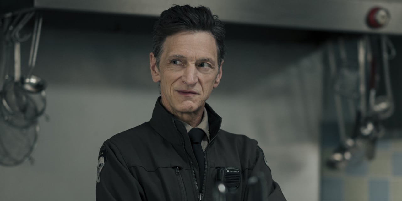 John Hawkes entra nel cast della serie Criminal