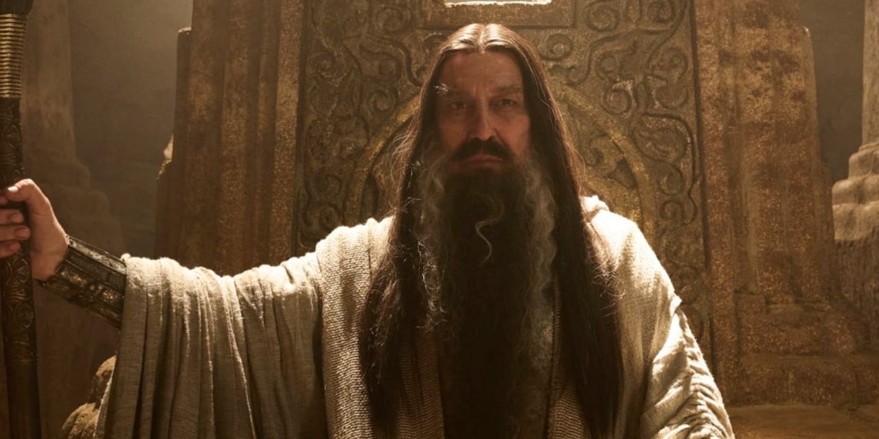 Il Signore degli Anelli: Gli Anelli del Potere S2, prima immagine di Ciarán Hinds come Mago Oscuro