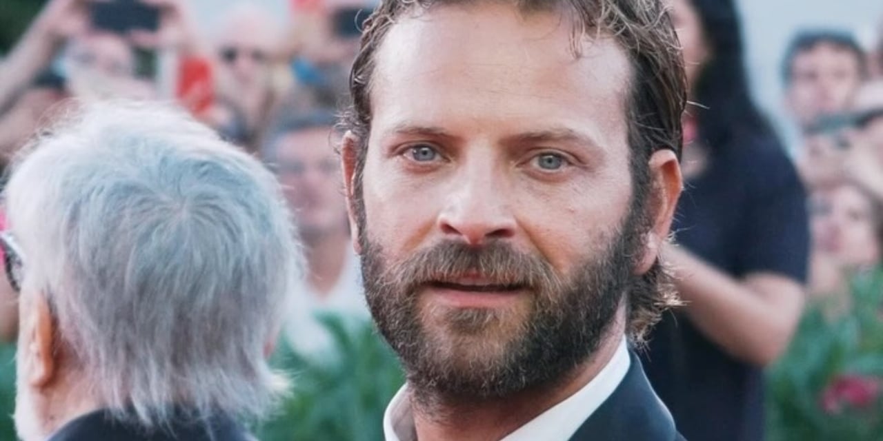 Alessandro Borghi alla Mostra del Cinema di Venezia, i nostri video esclusivi