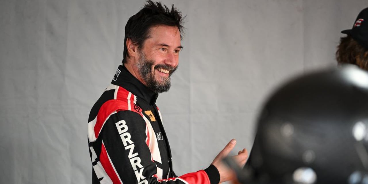 Keanu Reeves debutta nel mondo delle corse automobilistiche