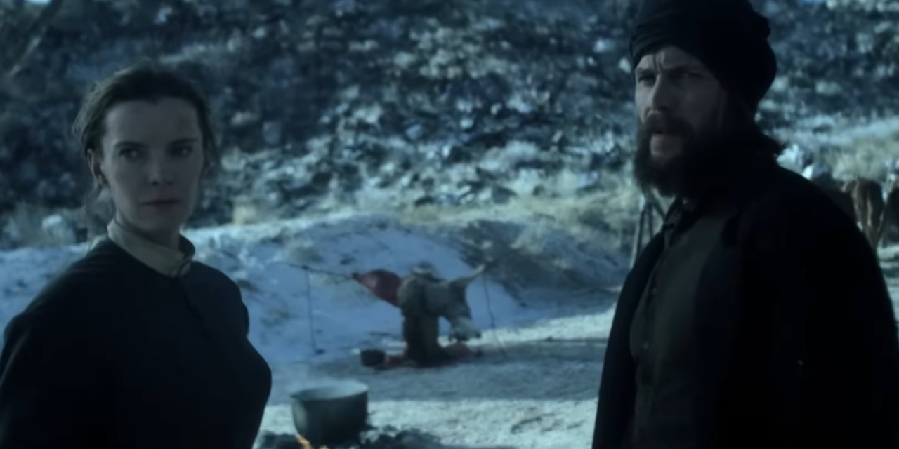 American Primeval, Taylor Kitsch e Betty Gilpin nella prima clip