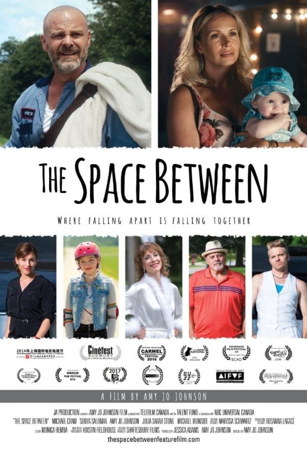 Poster The Space Between