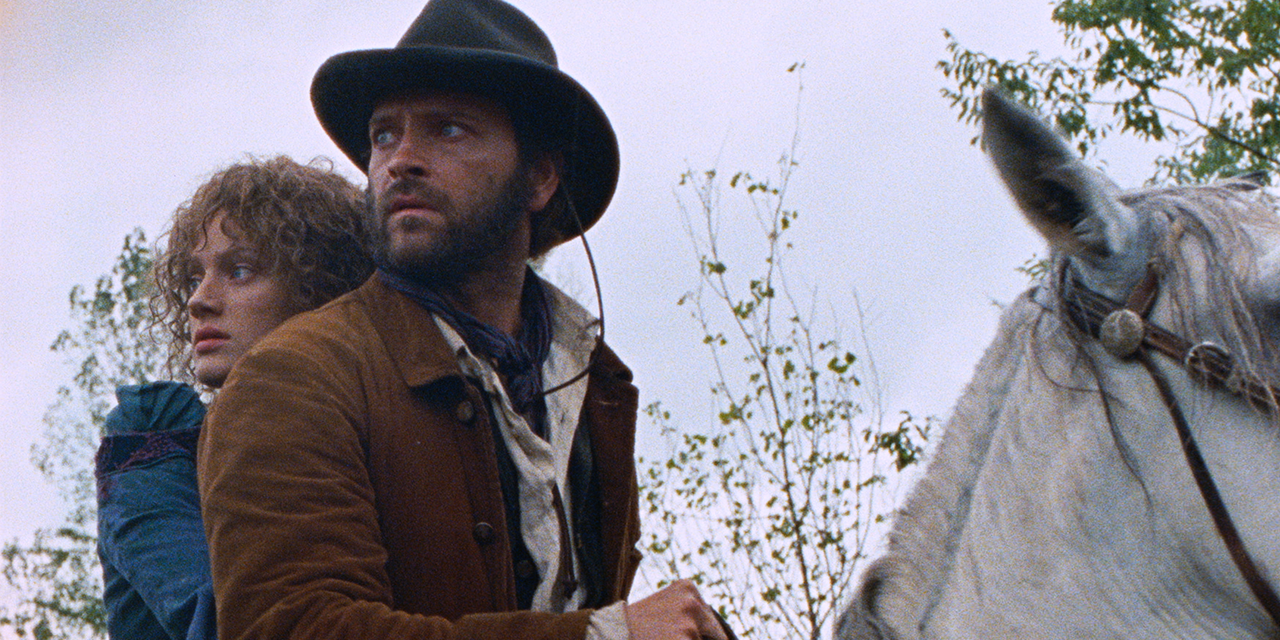 Testa o Croce? A Cannes il western italiano con Borghi è strano, tenero e visionario