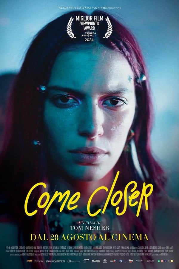 Poster Come Closer