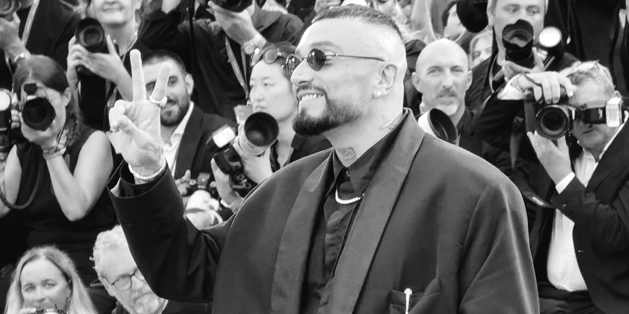 Venezia 82: tutti i video e le foto in esclusiva di Guè