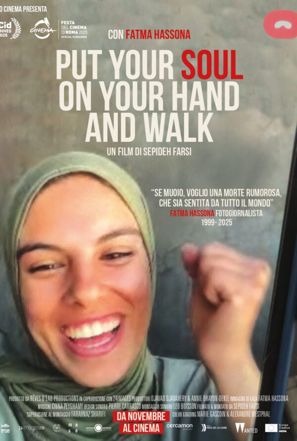 Poster Put Your Soul on Your Hand and Walk